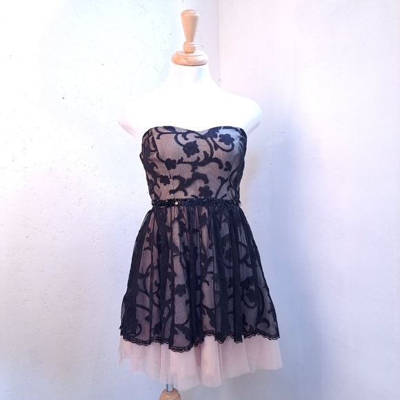 B. SMART | Black & tan tulle strapless mini prom dress - Picture 2 of 15